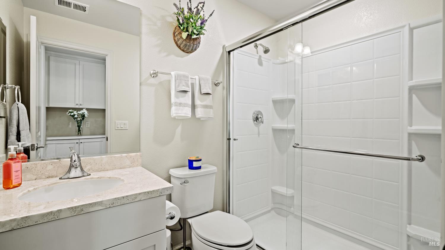 1623 Winterberry Lane