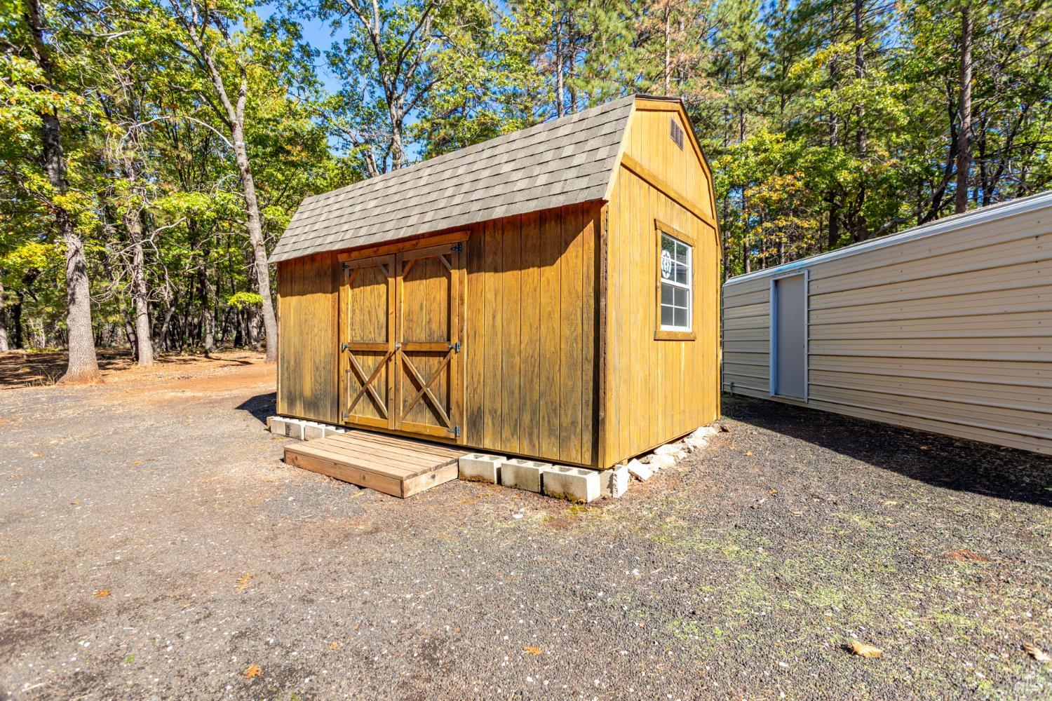 29282 Laurel Tree Ln