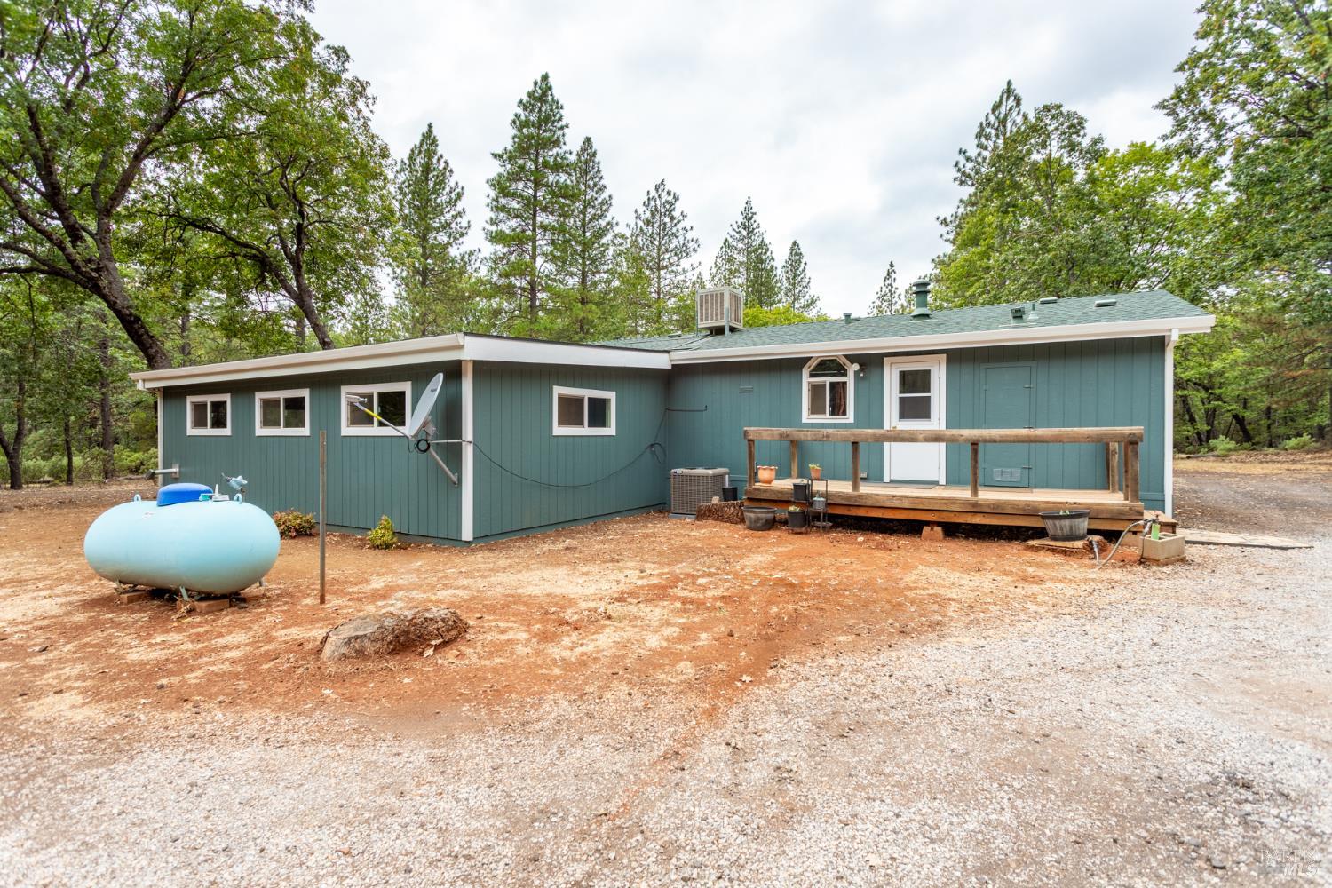 29282 Laurel Tree Ln