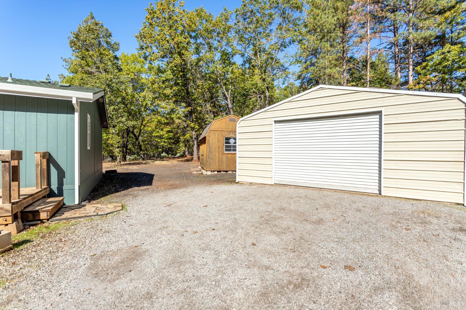 29282 Laurel Tree Ln