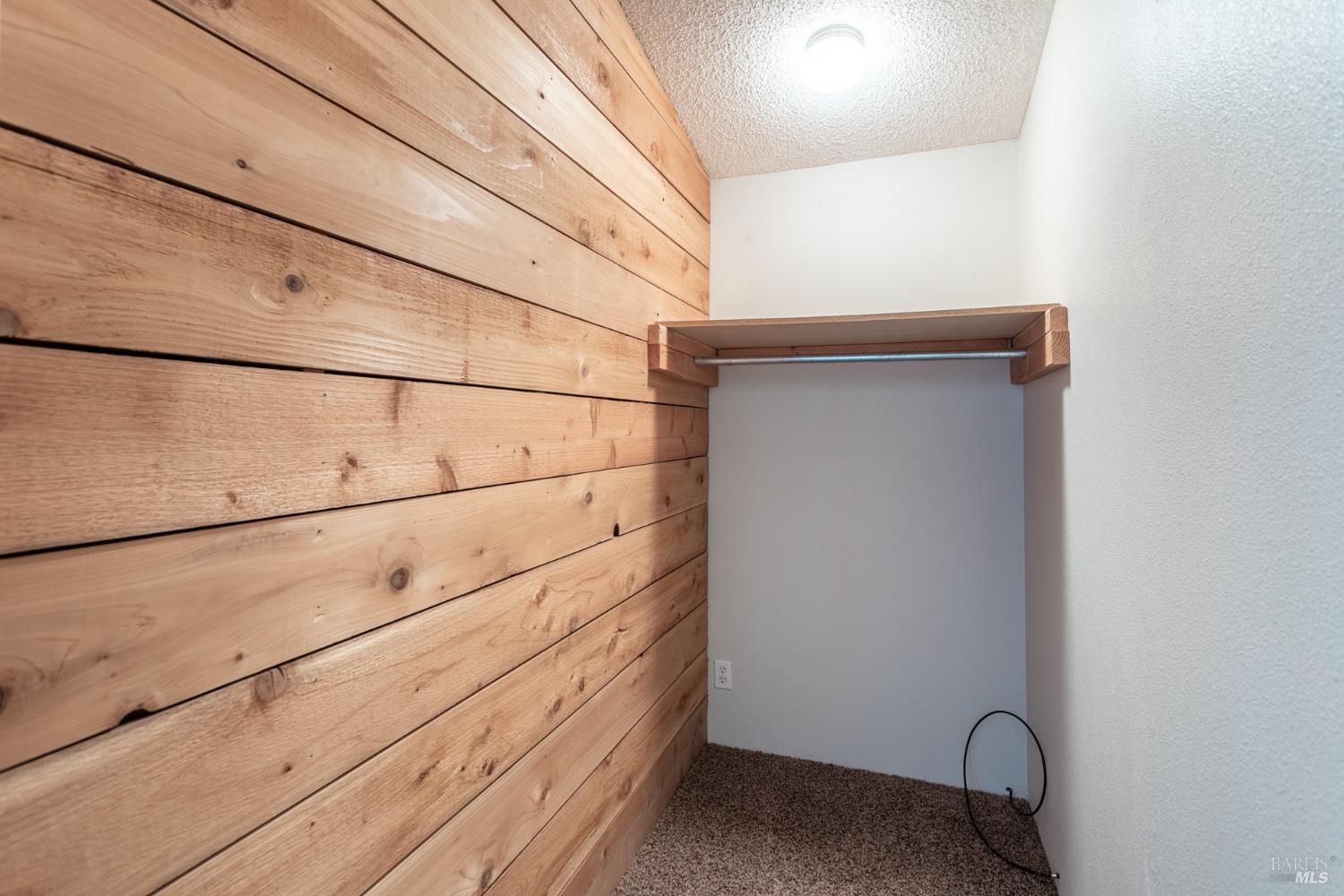 29282 Laurel Tree Ln