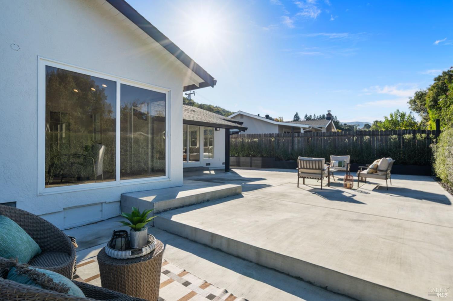 456 Alameda De La Loma