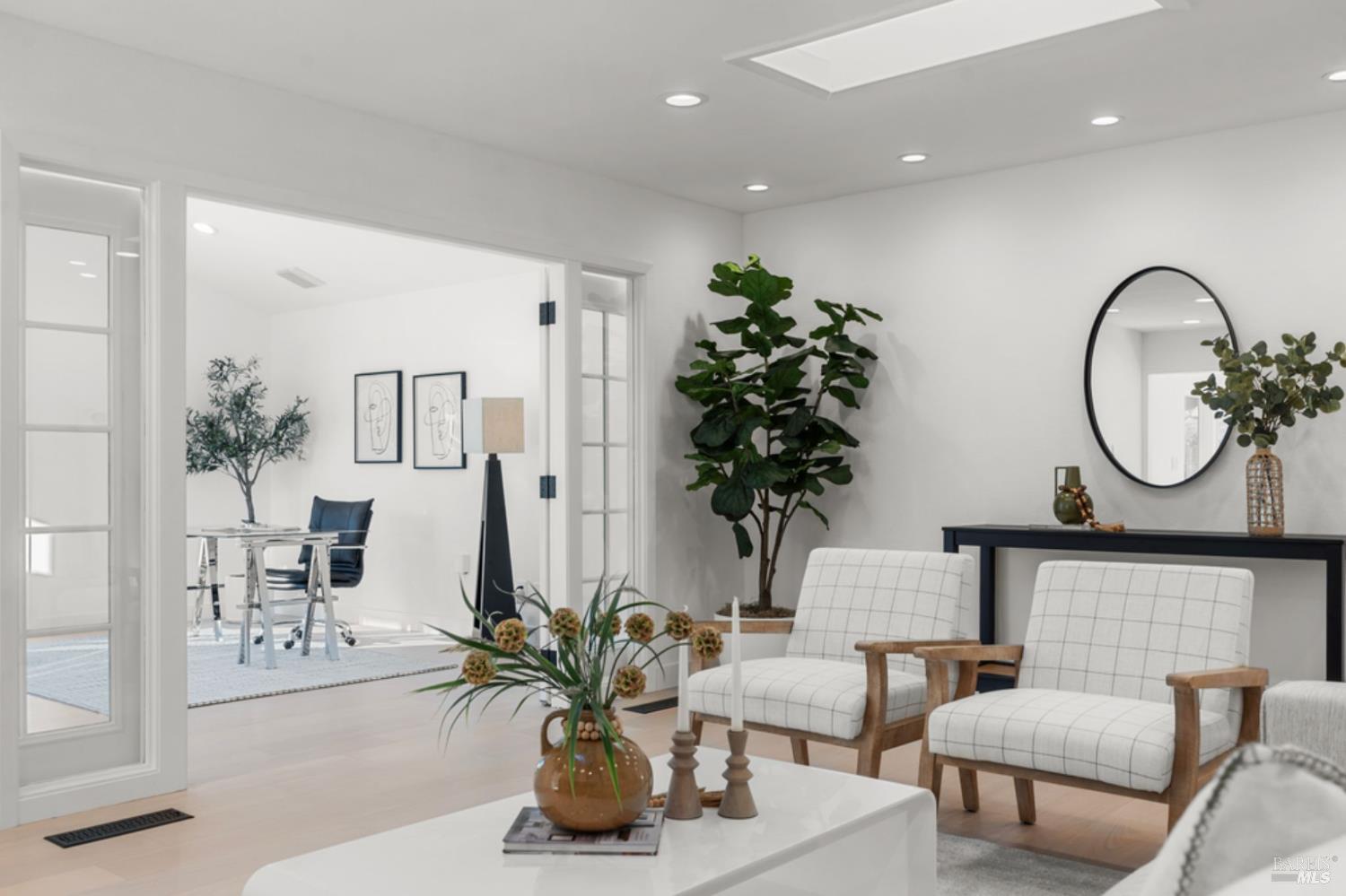 456 Alameda De La Loma