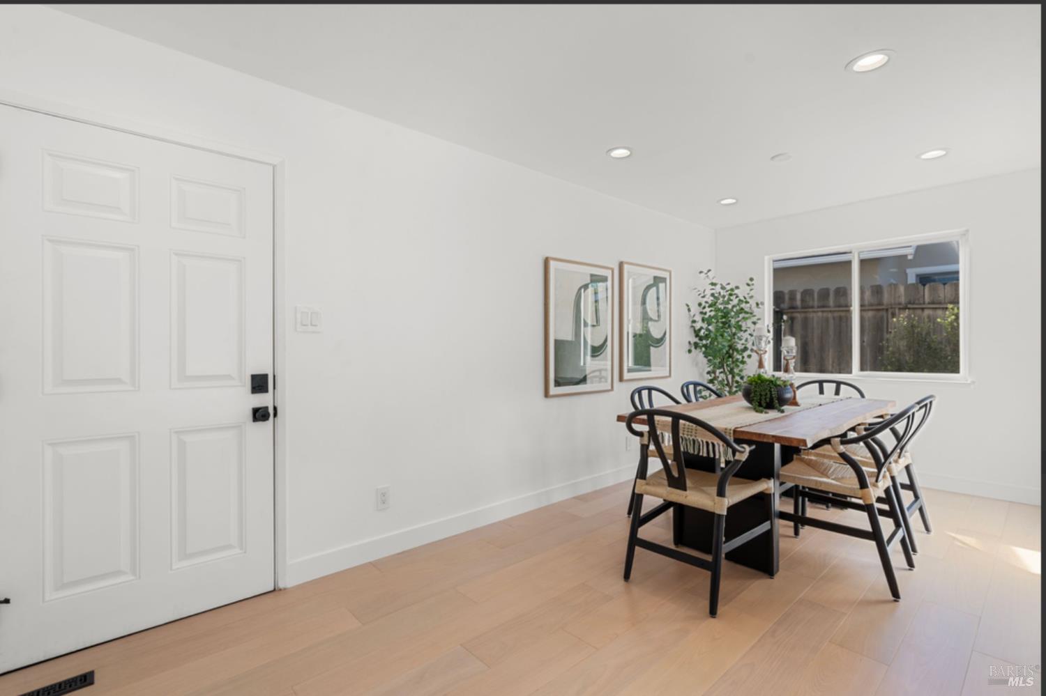 456 Alameda De La Loma