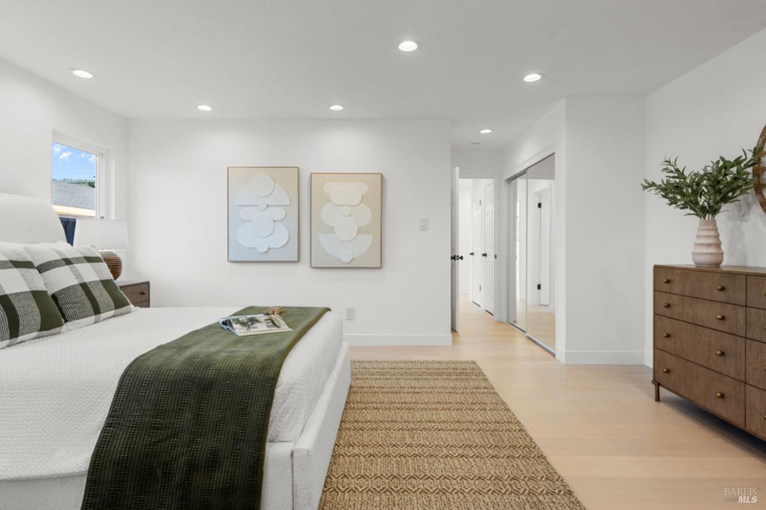 456 Alameda De La Loma