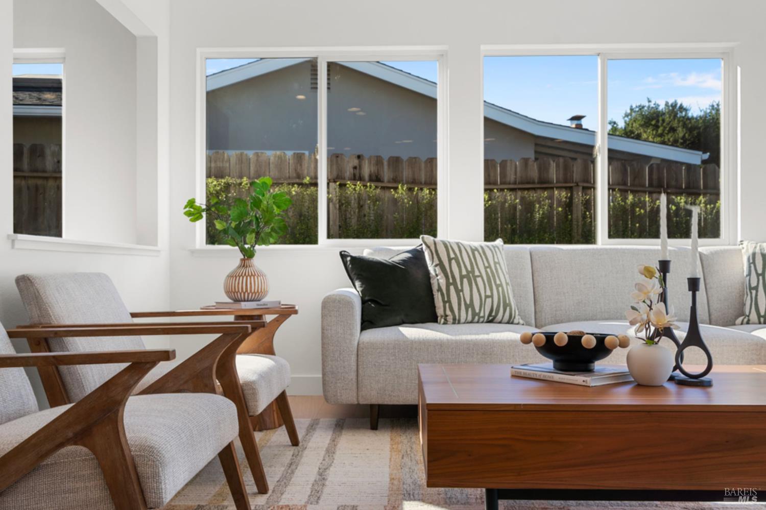 456 Alameda De La Loma