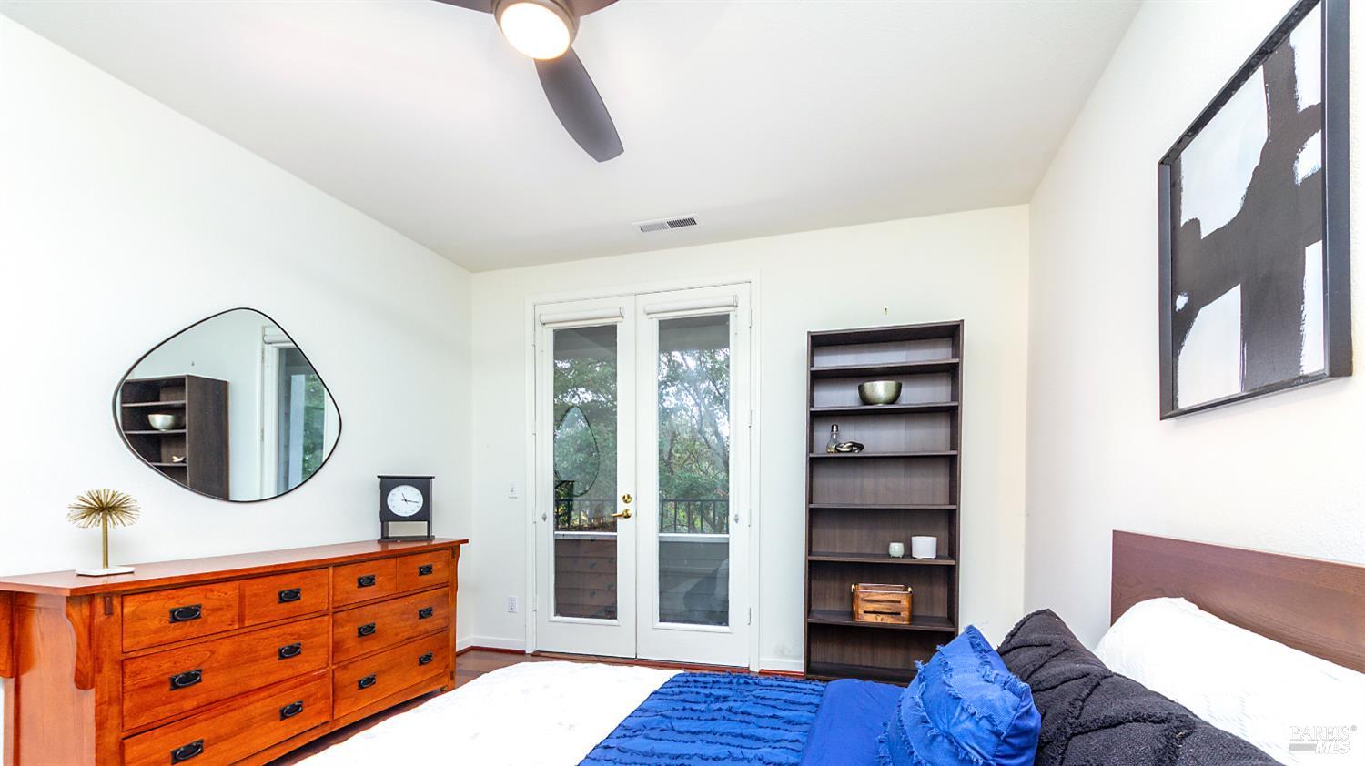 1575 S Novato Boulevard Unit: #6