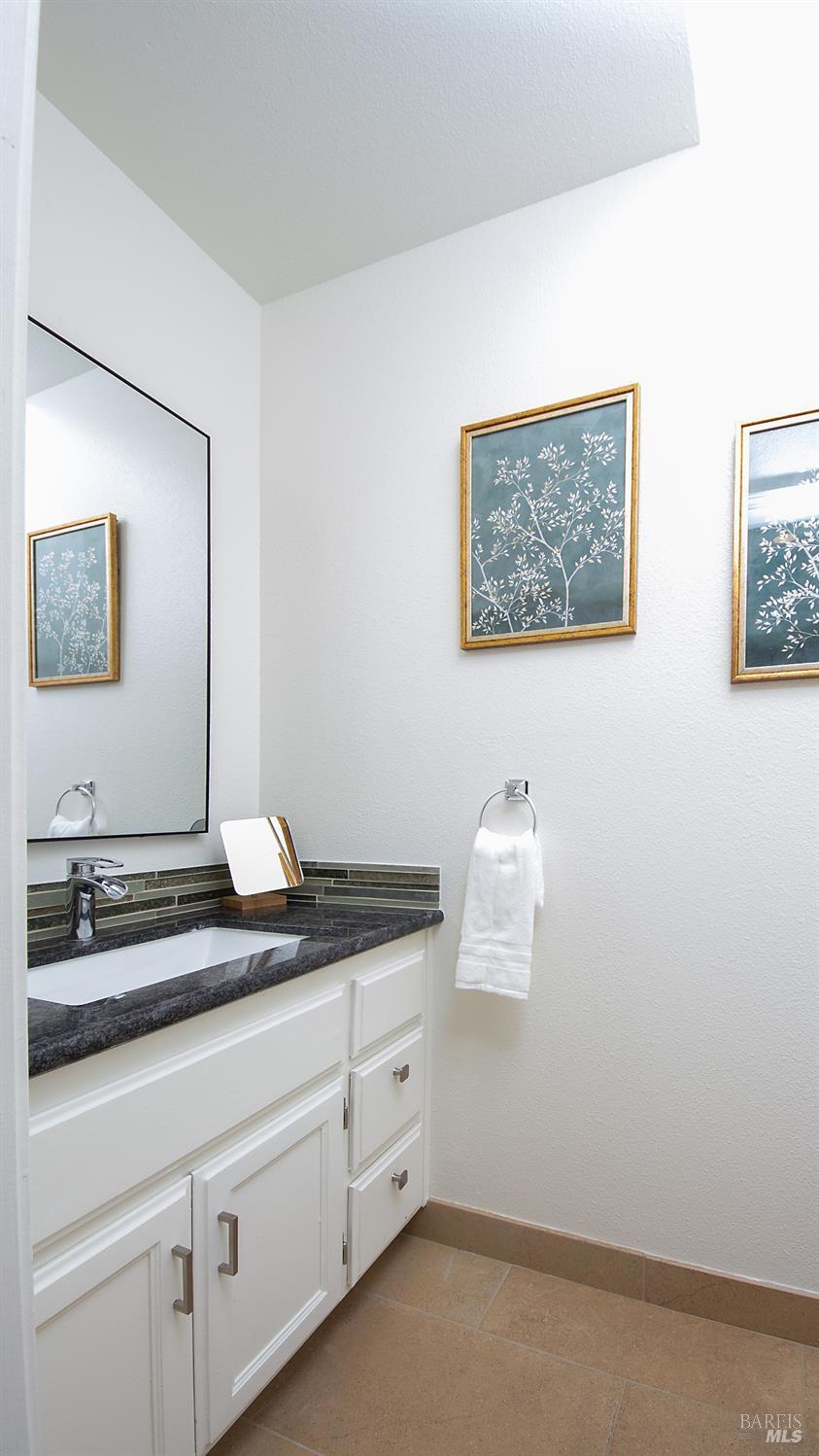 1575 S Novato Boulevard Unit: #6