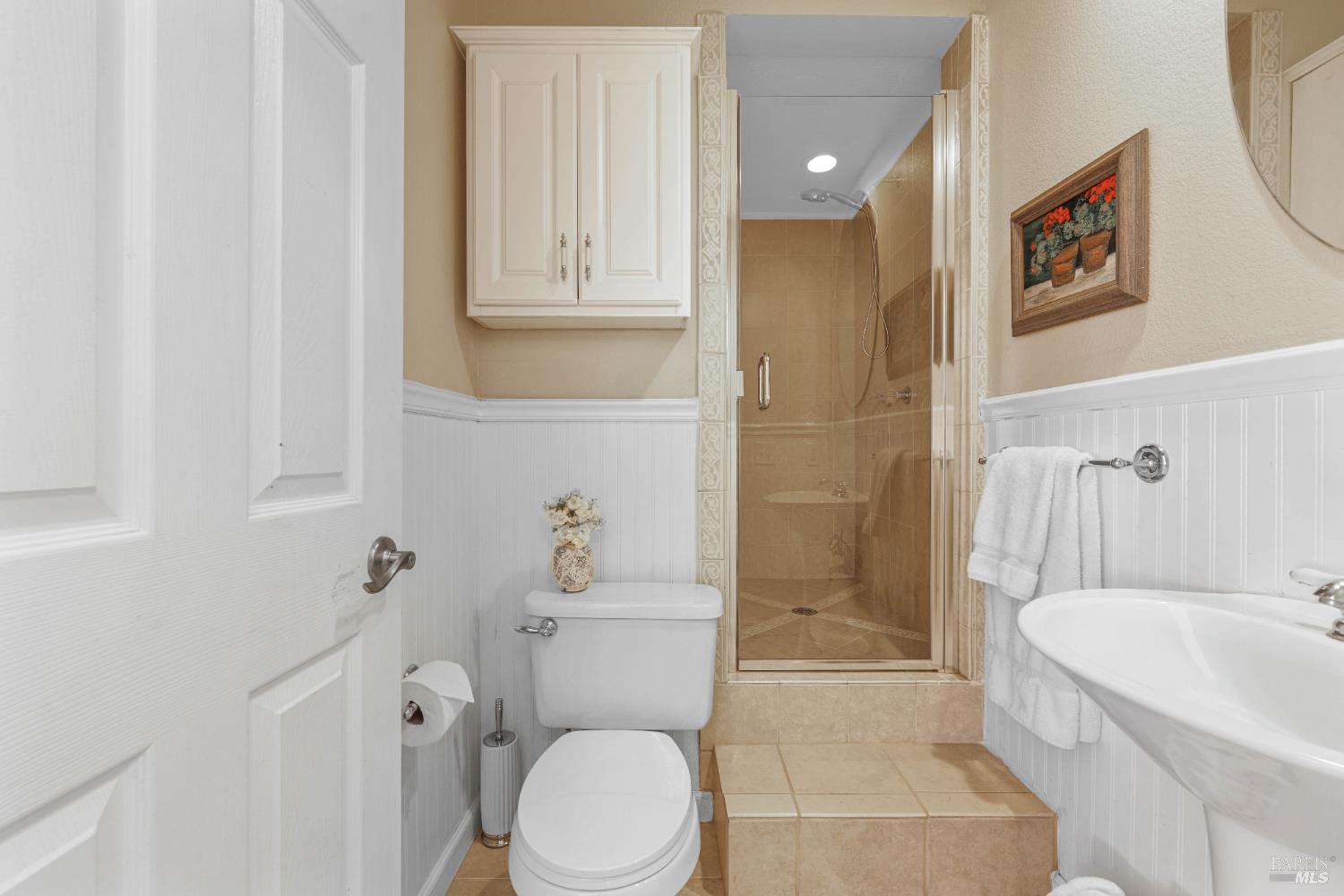 129 Wooded Glen Court