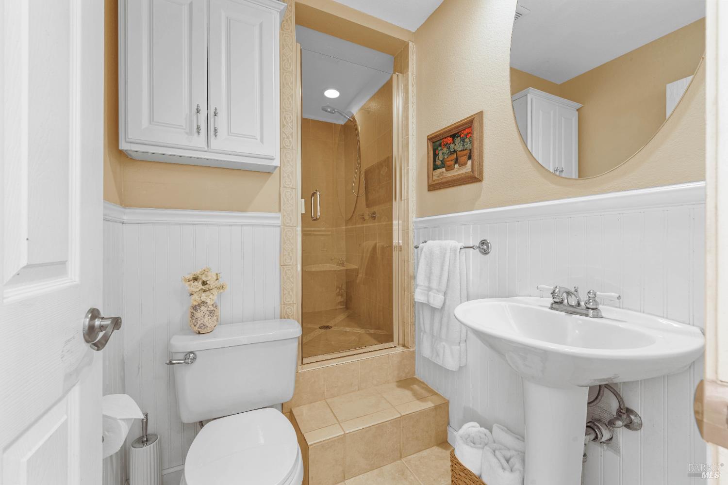 129 Wooded Glen Court