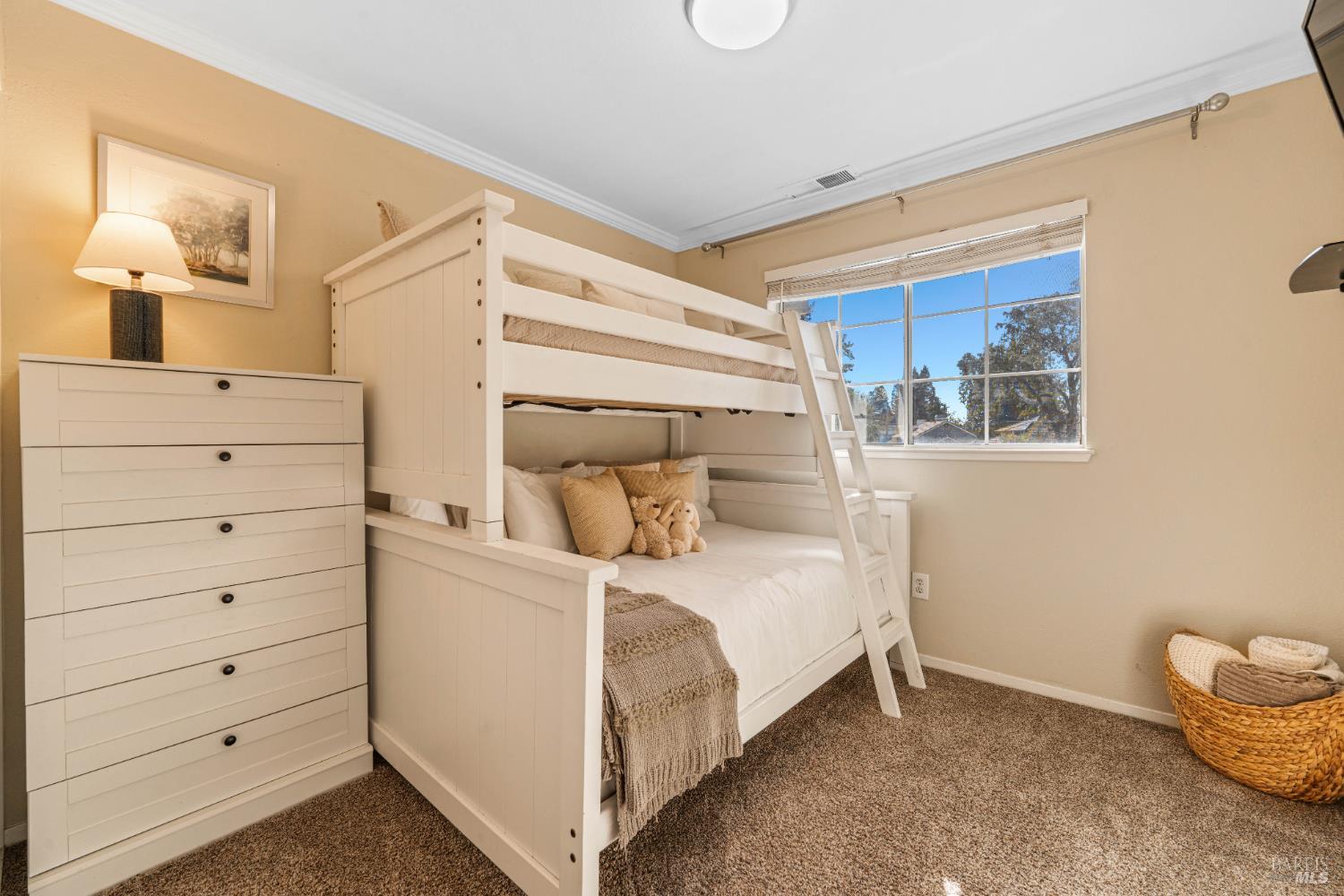 129 Wooded Glen Court