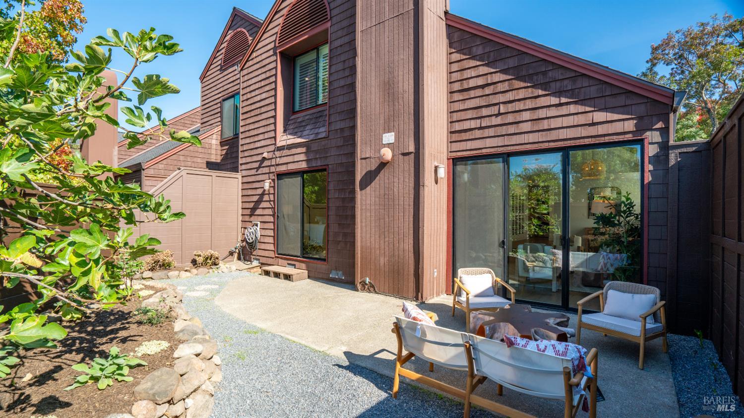 1320 North Street Unit: #33