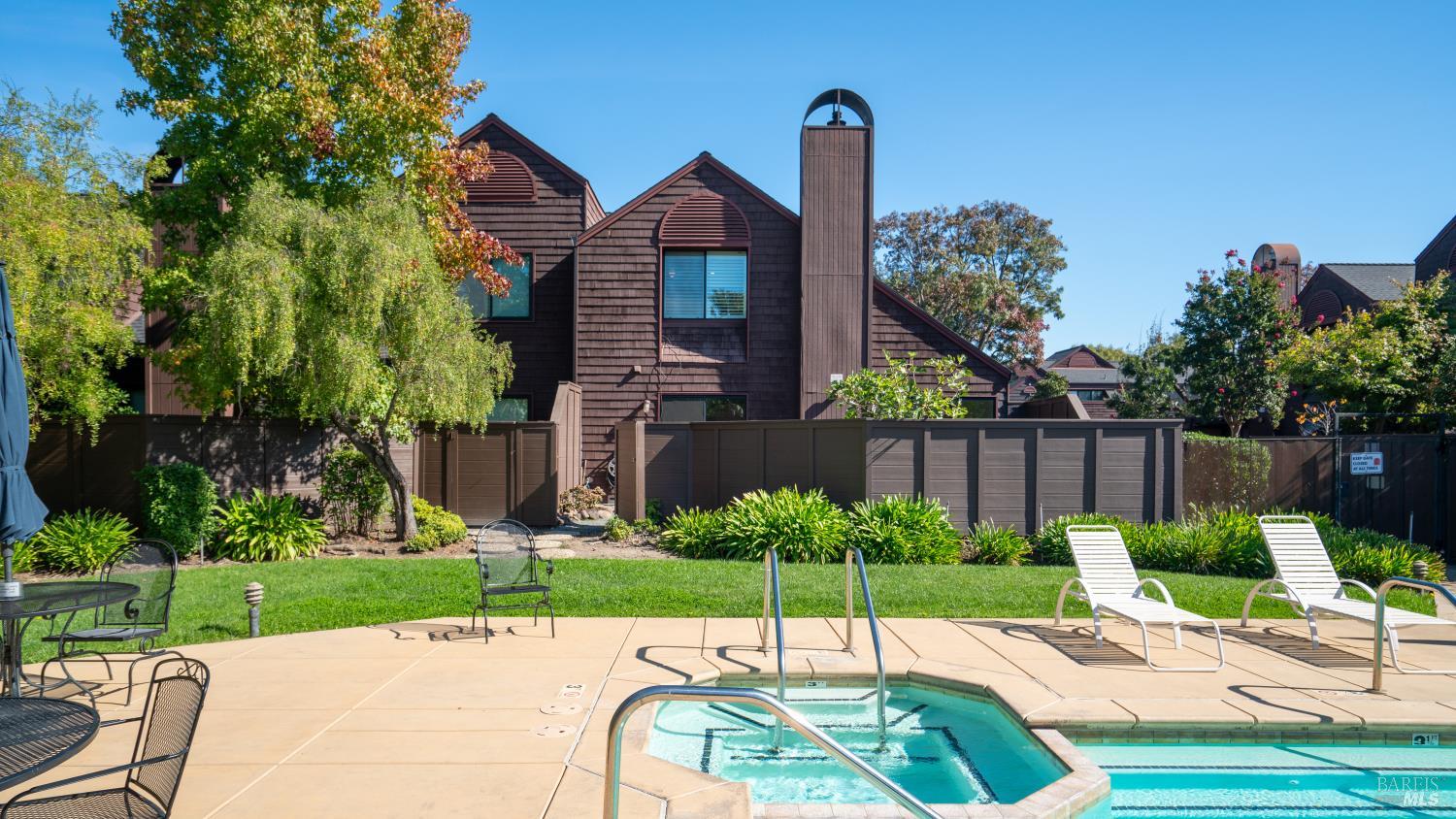 1320 North Street Unit: #33