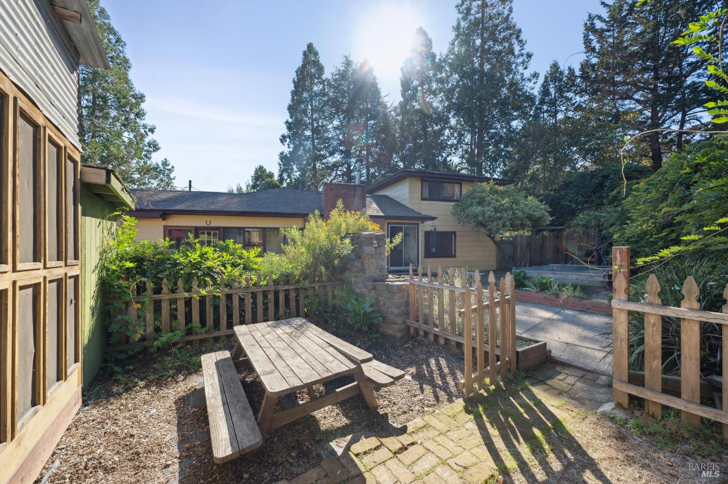 497 Pleasant Hill Rd