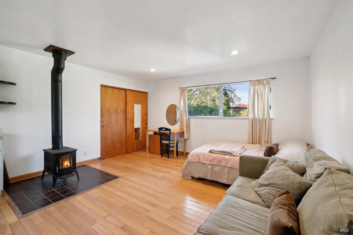 497 Pleasant Hill Rd