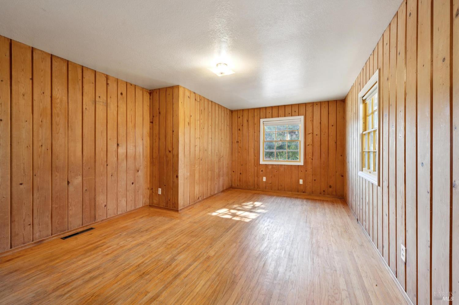 497 Pleasant Hill Rd