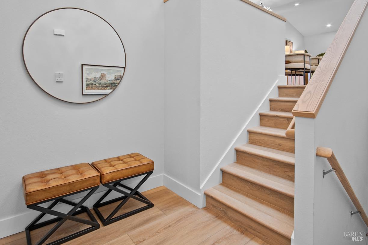 16 Drakes View Circle