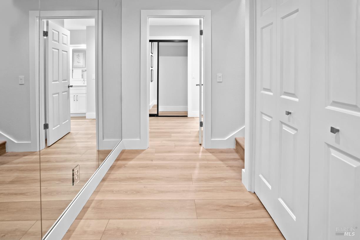 16 Drakes View Circle