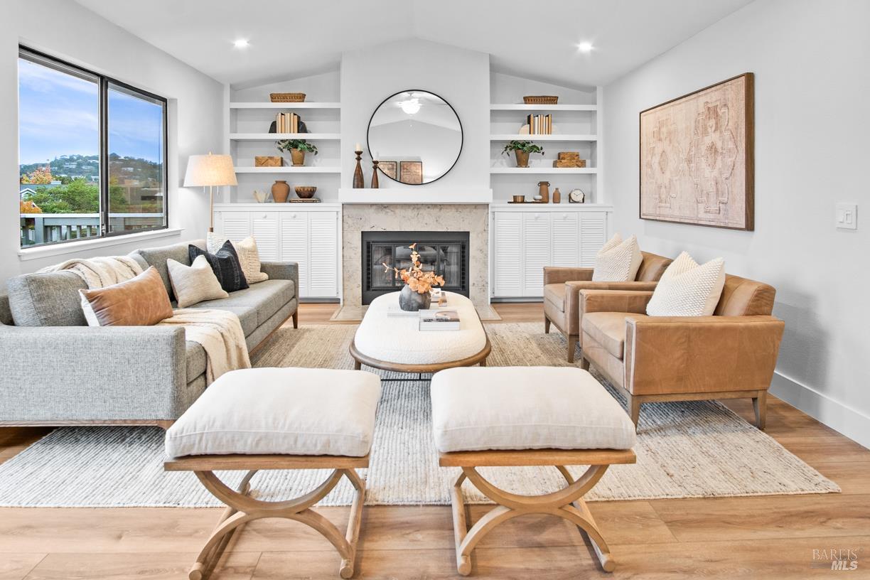 16 Drakes View Circle