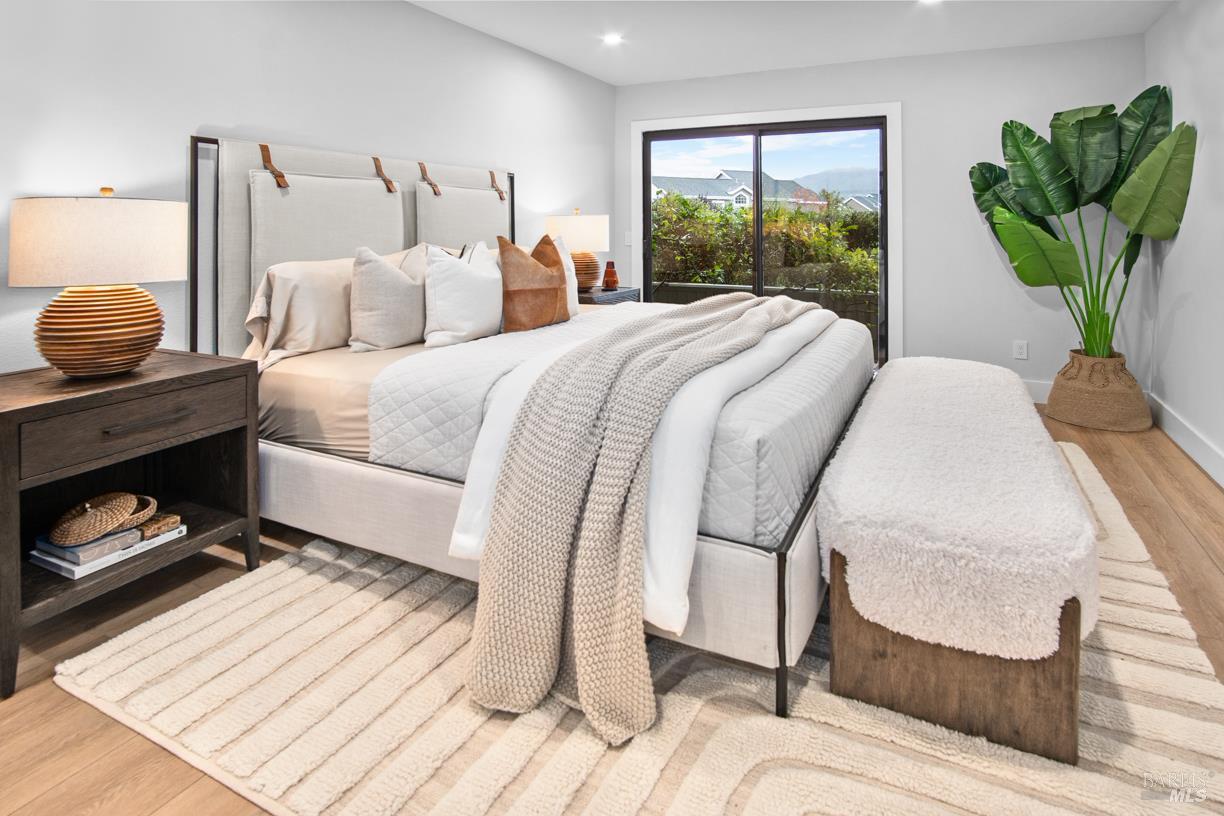 16 Drakes View Circle