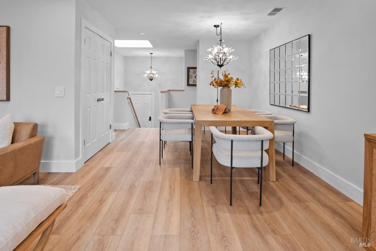 16 Drakes View Circle