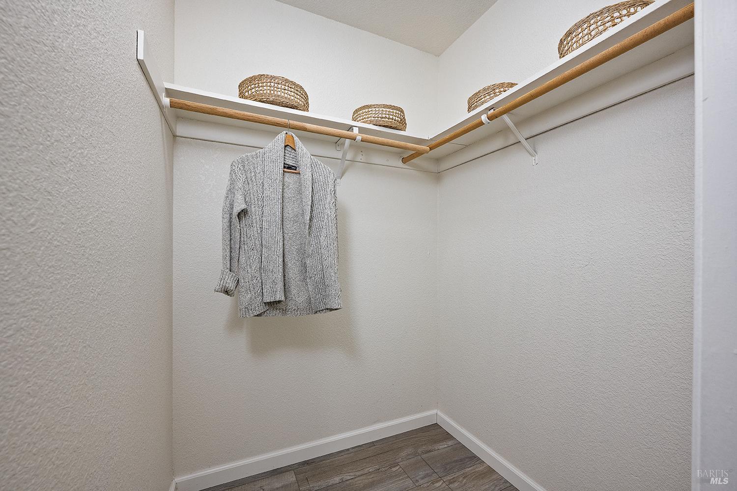 1733 Burgundy Place NW