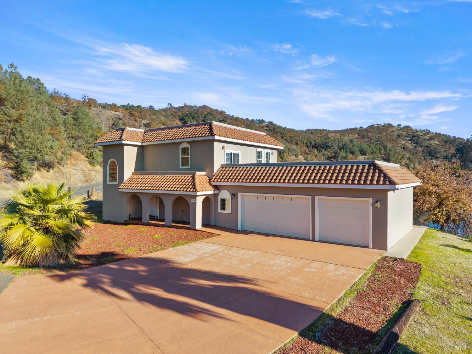 11115 Lakeshore Drive