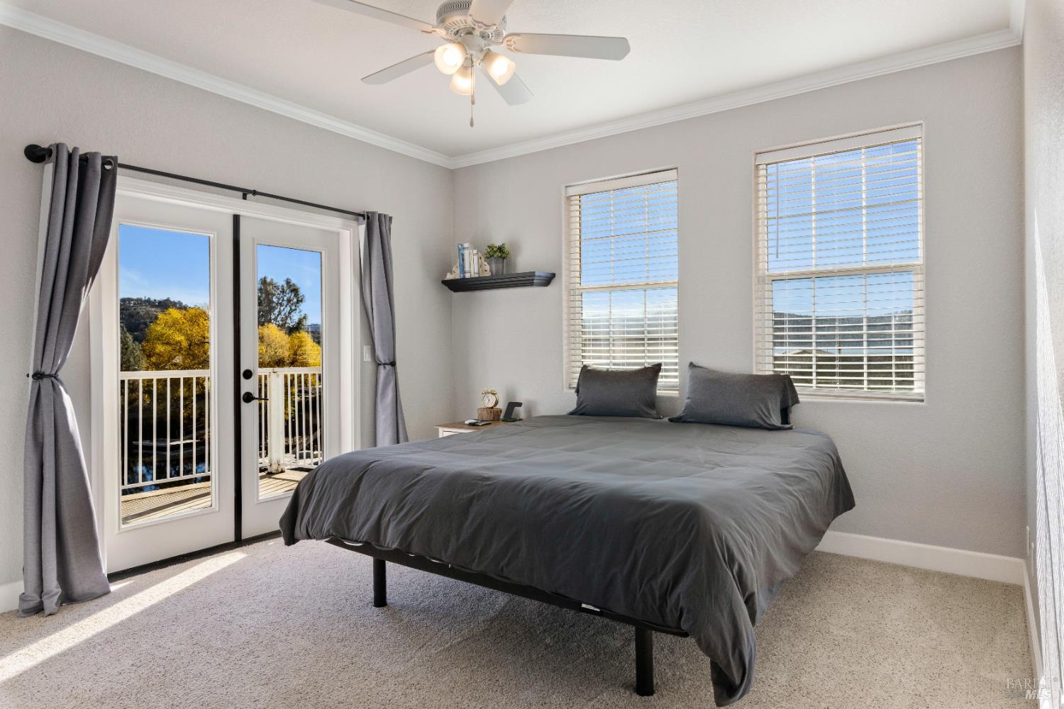 11115 Lakeshore Drive