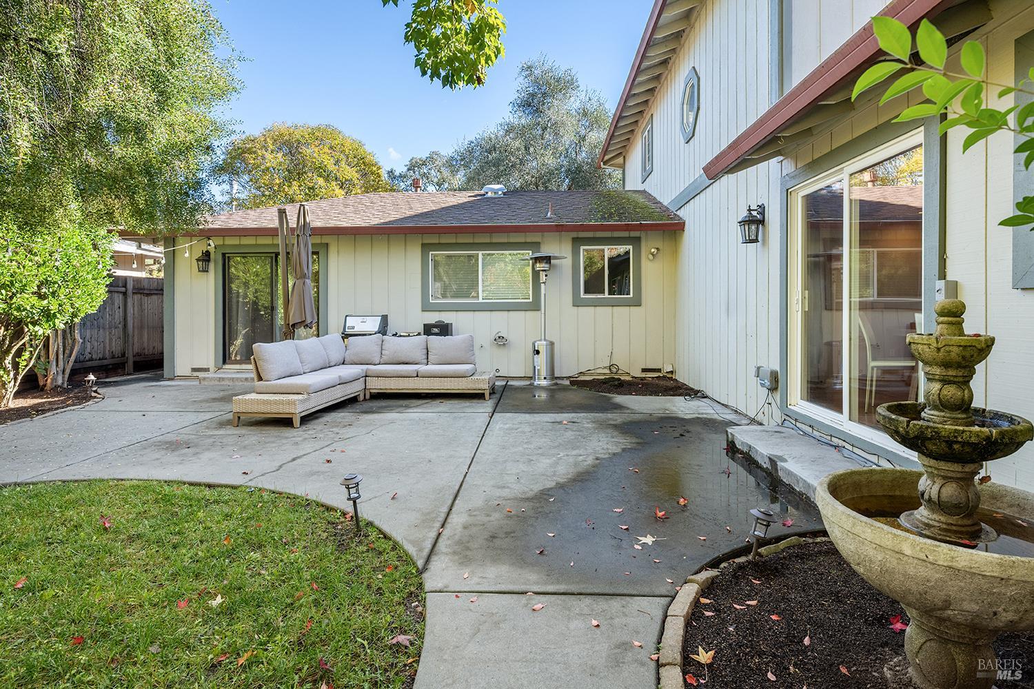2309 Parkwood Court