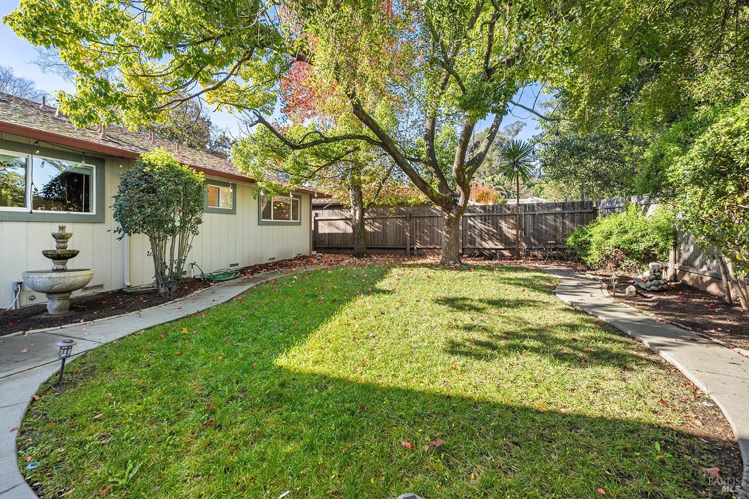 2309 Parkwood Court