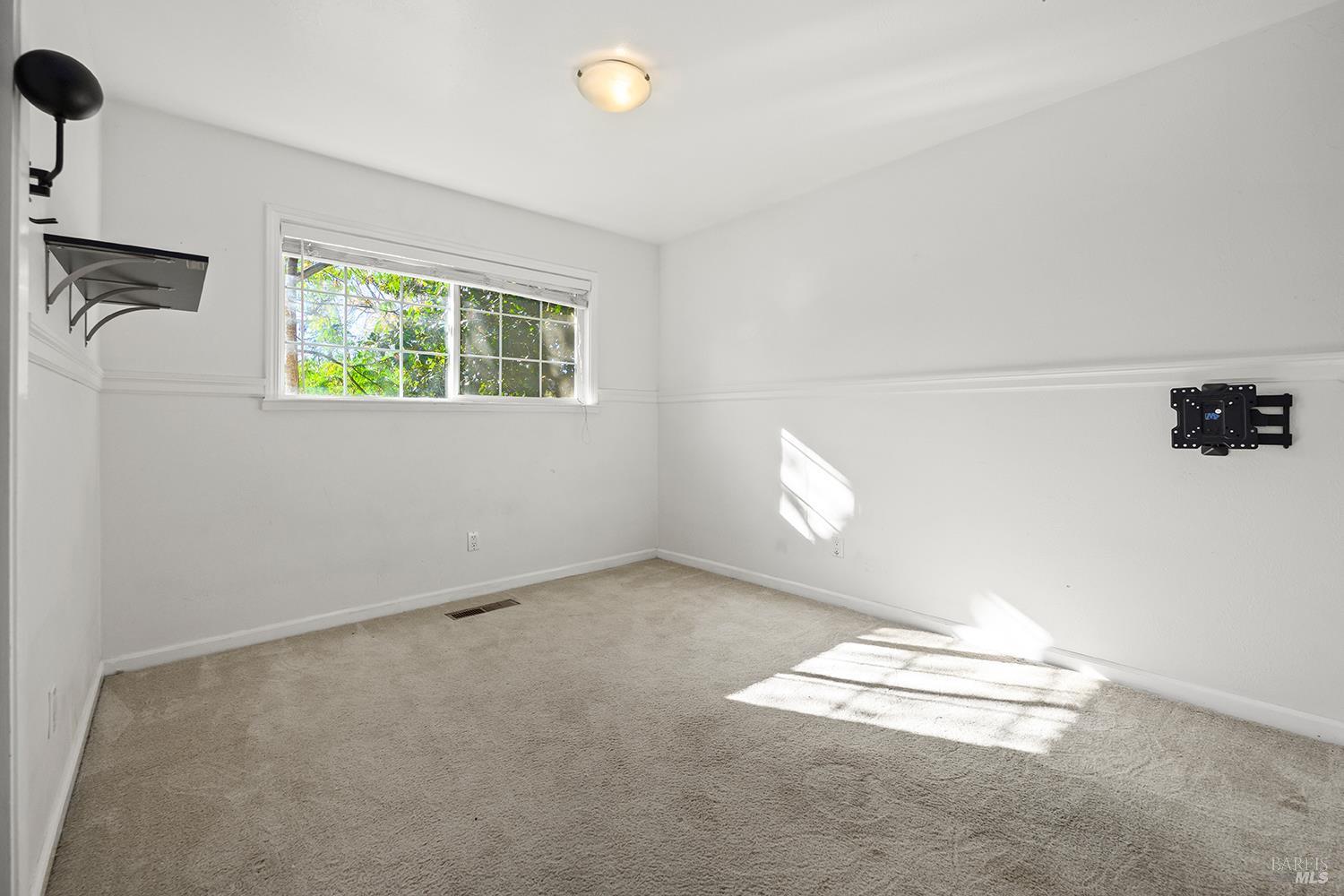 2309 Parkwood Court