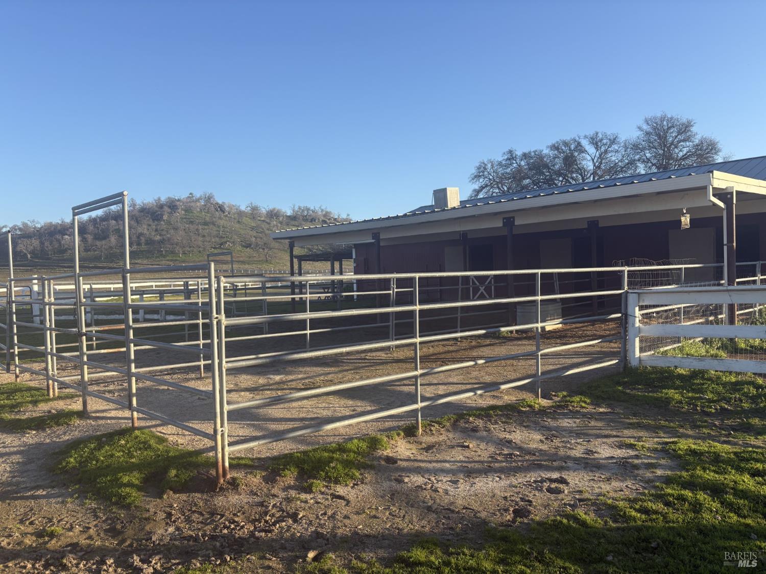 2617 S Old Highway Rd