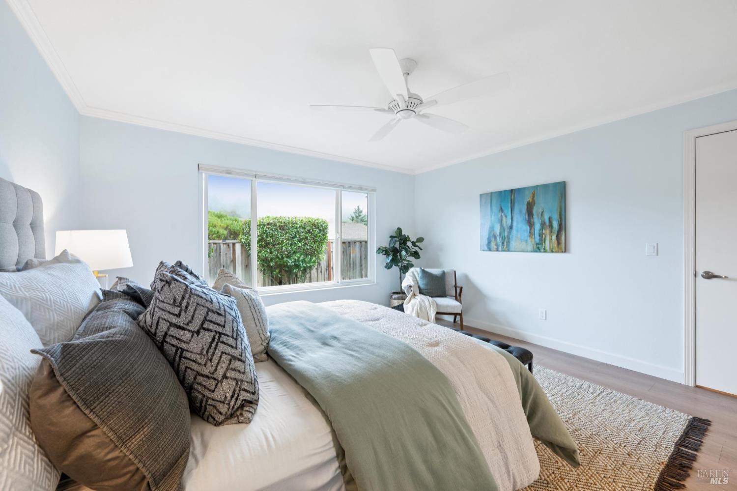 6550 Meadowridge Drive