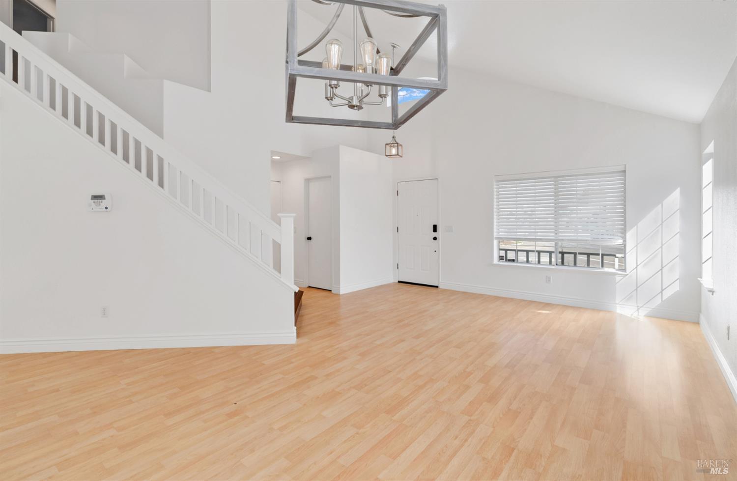 100 Wooded Glen Court