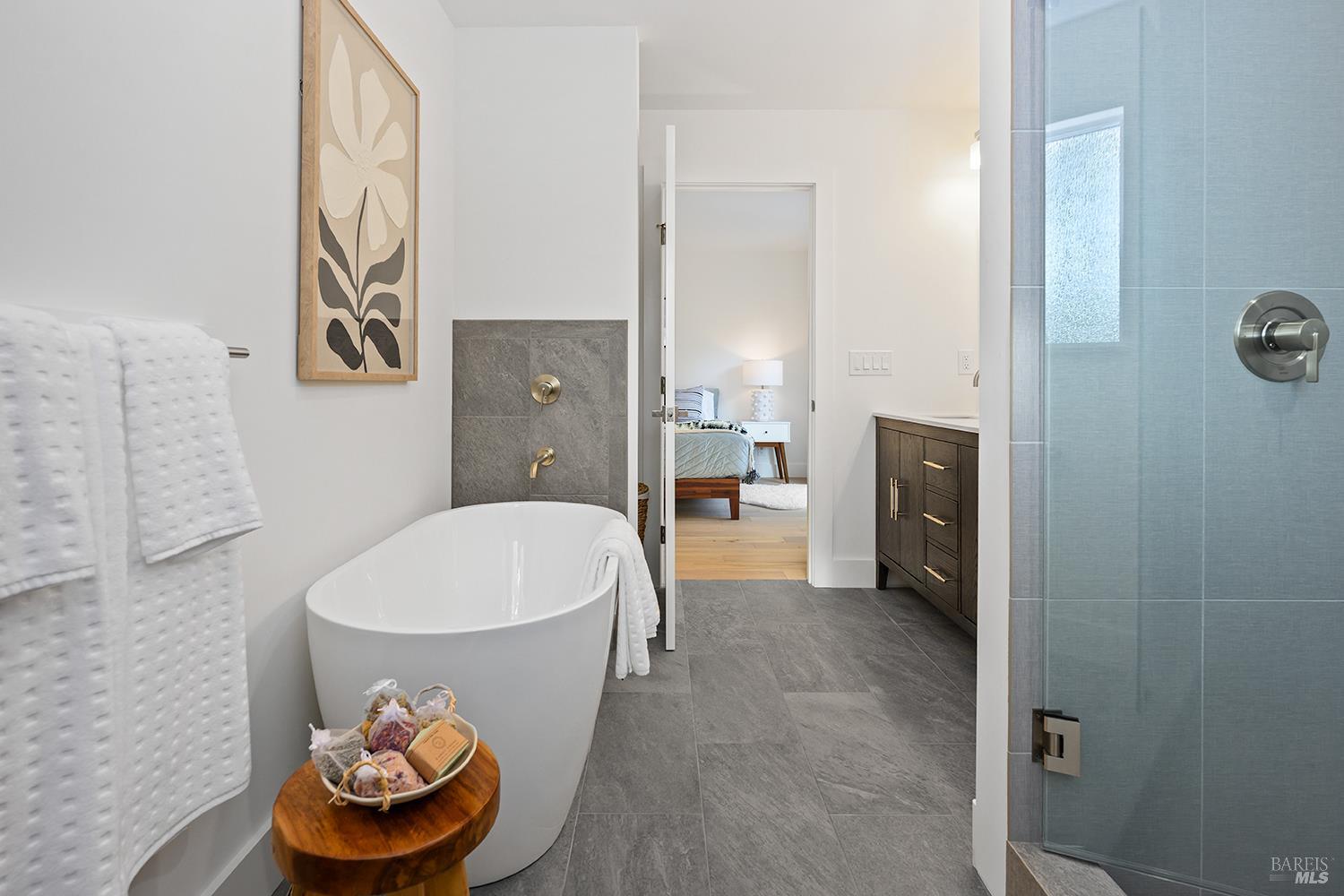 716 University Street