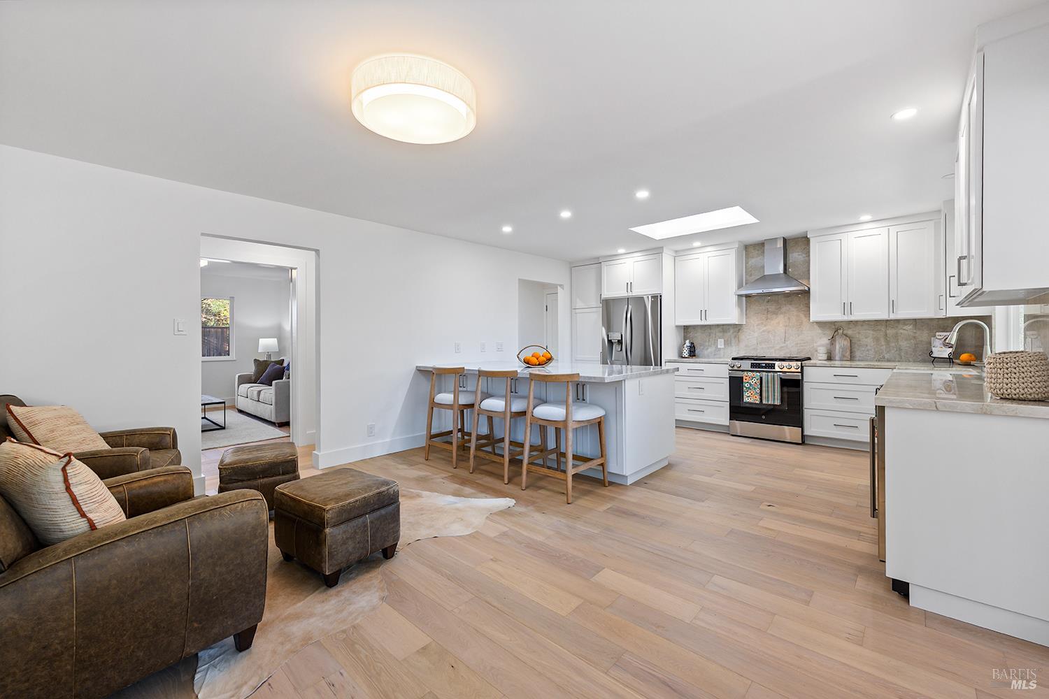 716 University Street