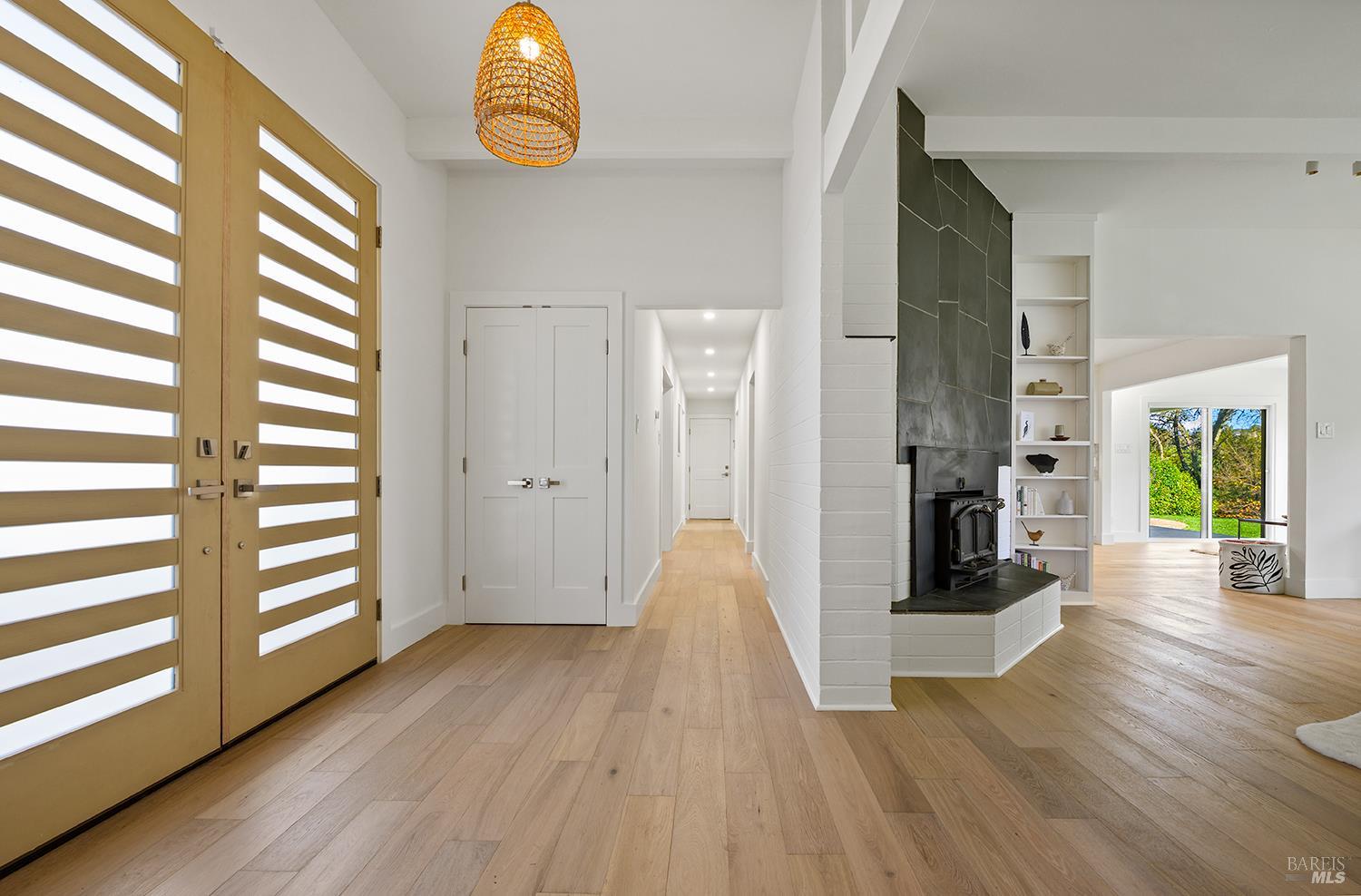 716 University Street