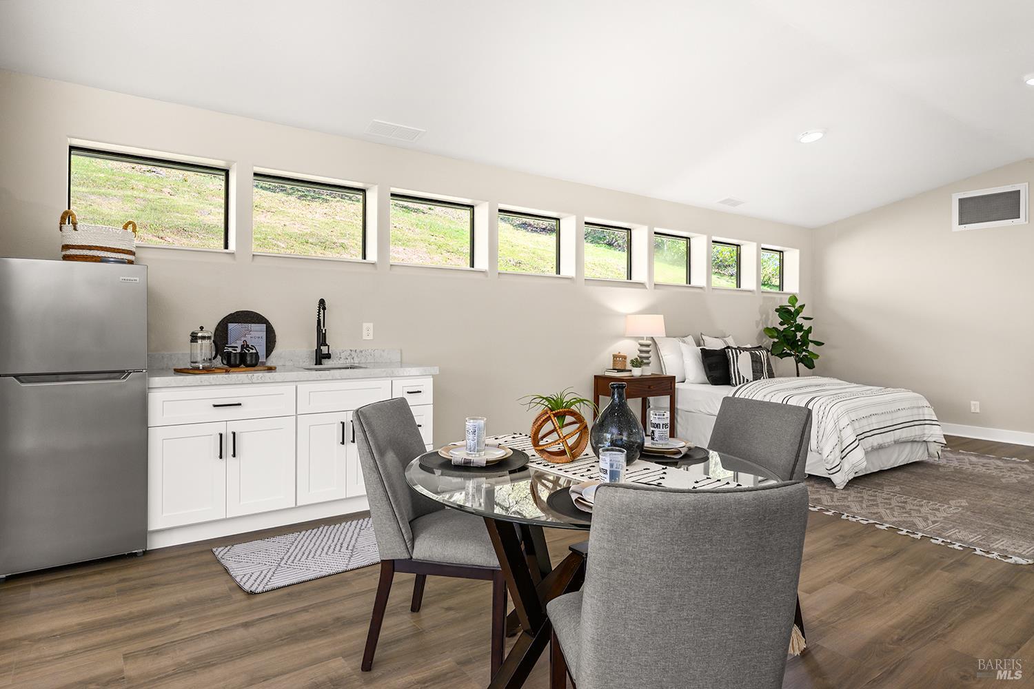 210 Burgundy Road