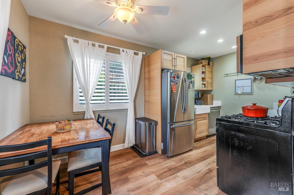 17323 Hillside Avenue