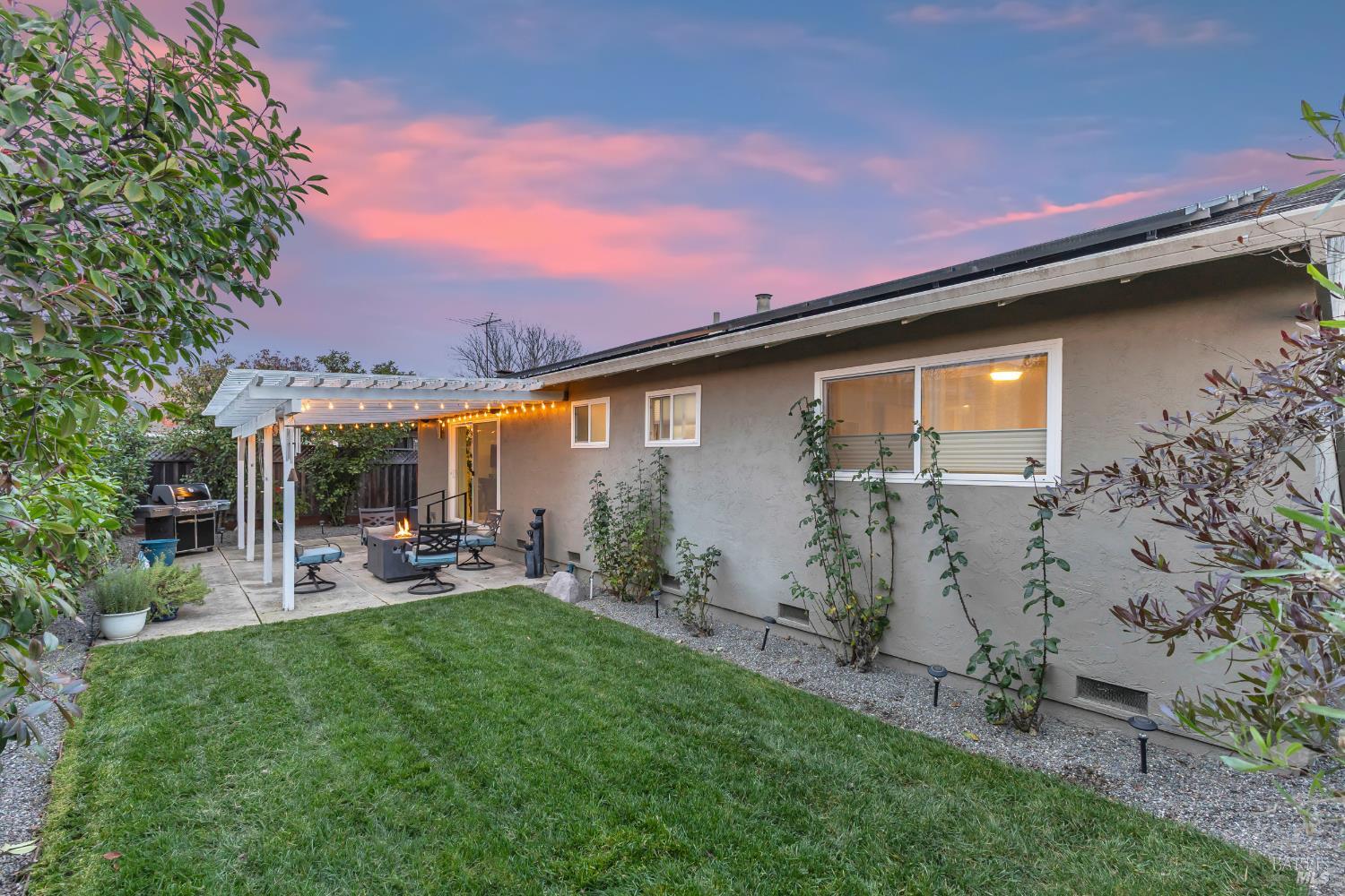 3955 Briarwood Street