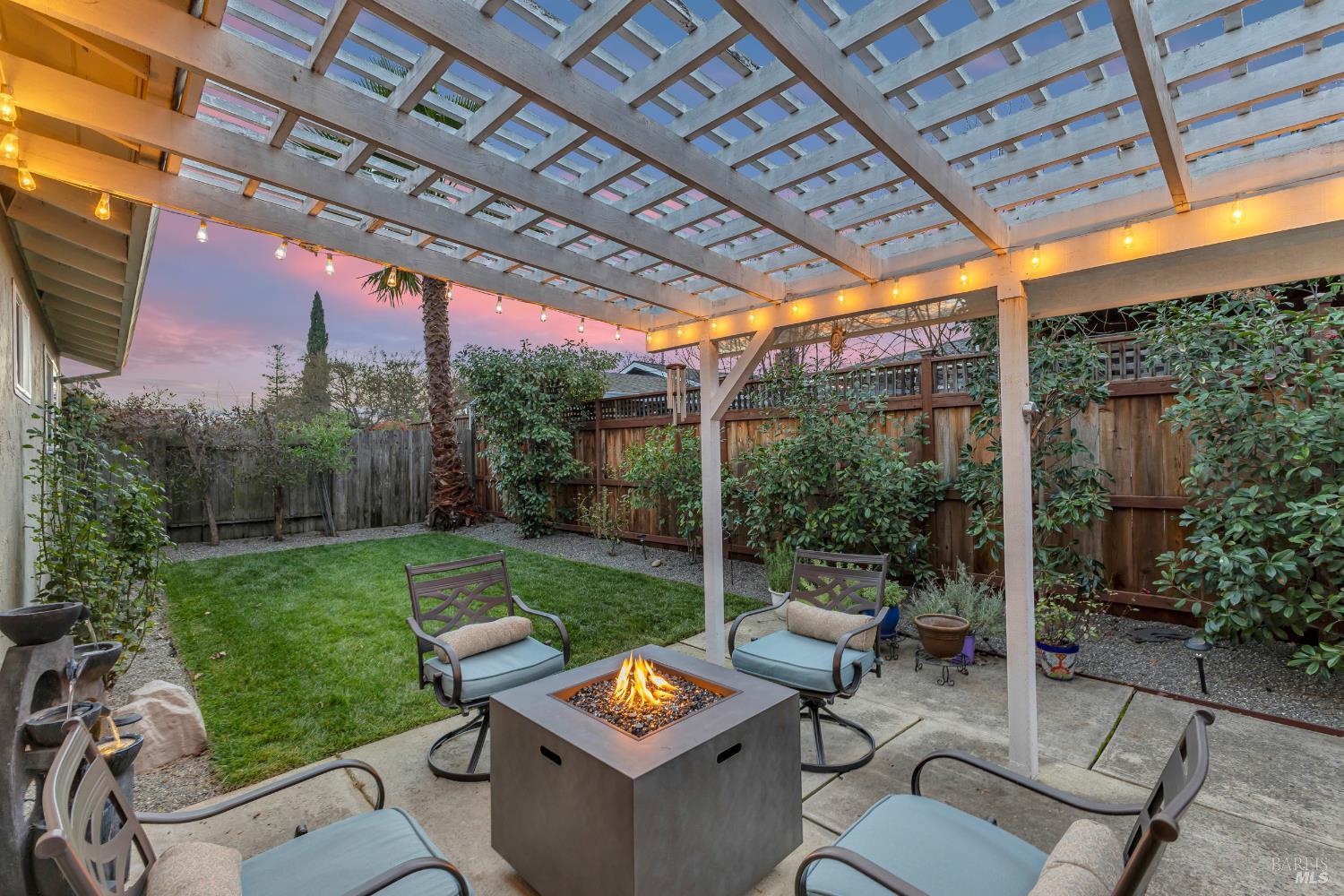 3955 Briarwood Street