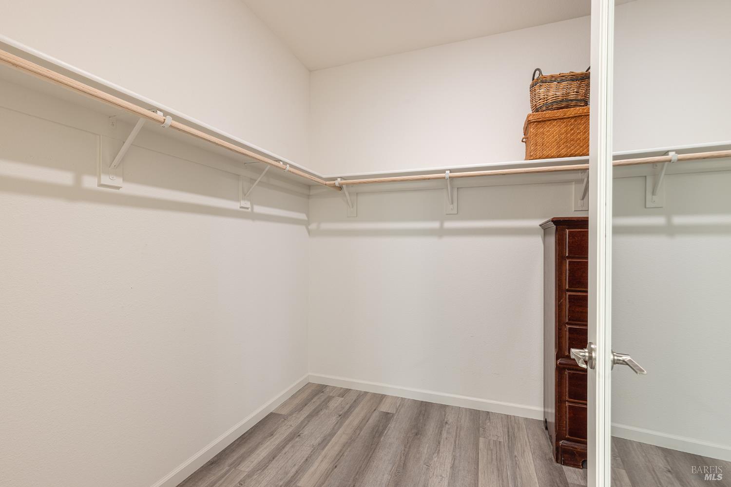 5839 Kittyhawk Place