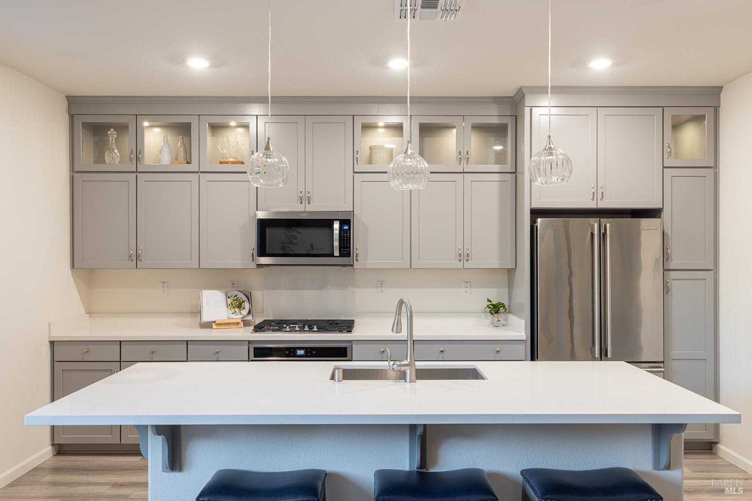 5839 Kittyhawk Place