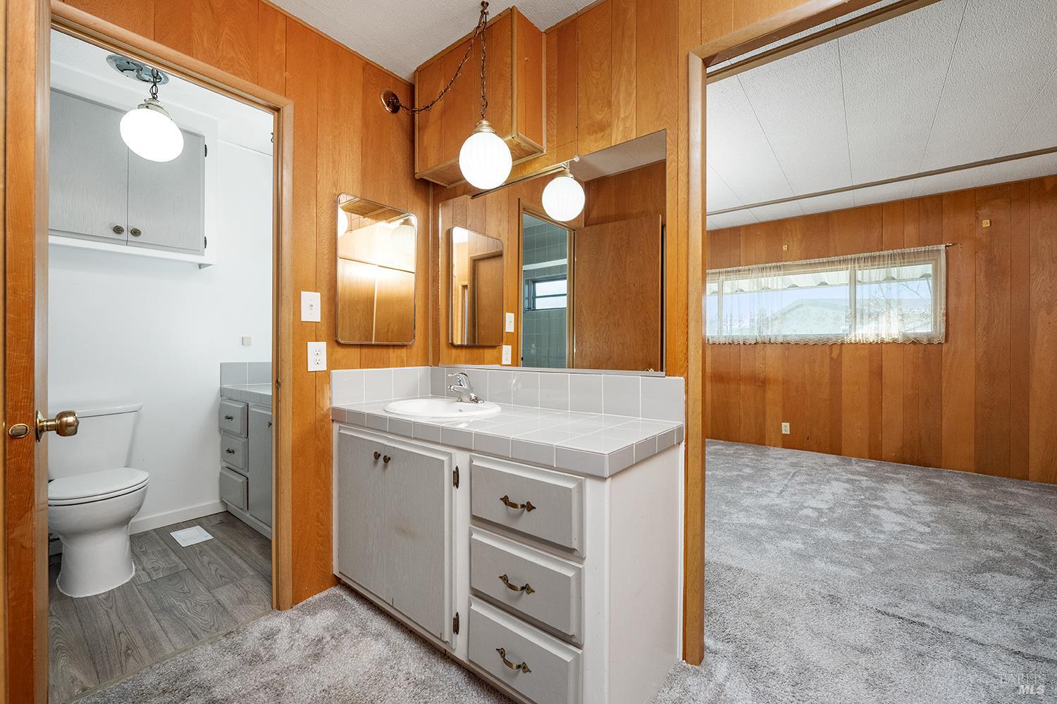 571 NE Birchwood Drive