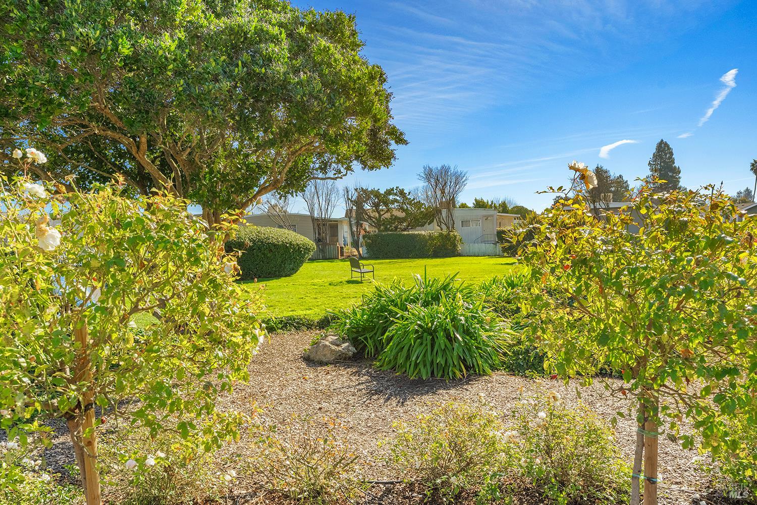 571 NE Birchwood Drive