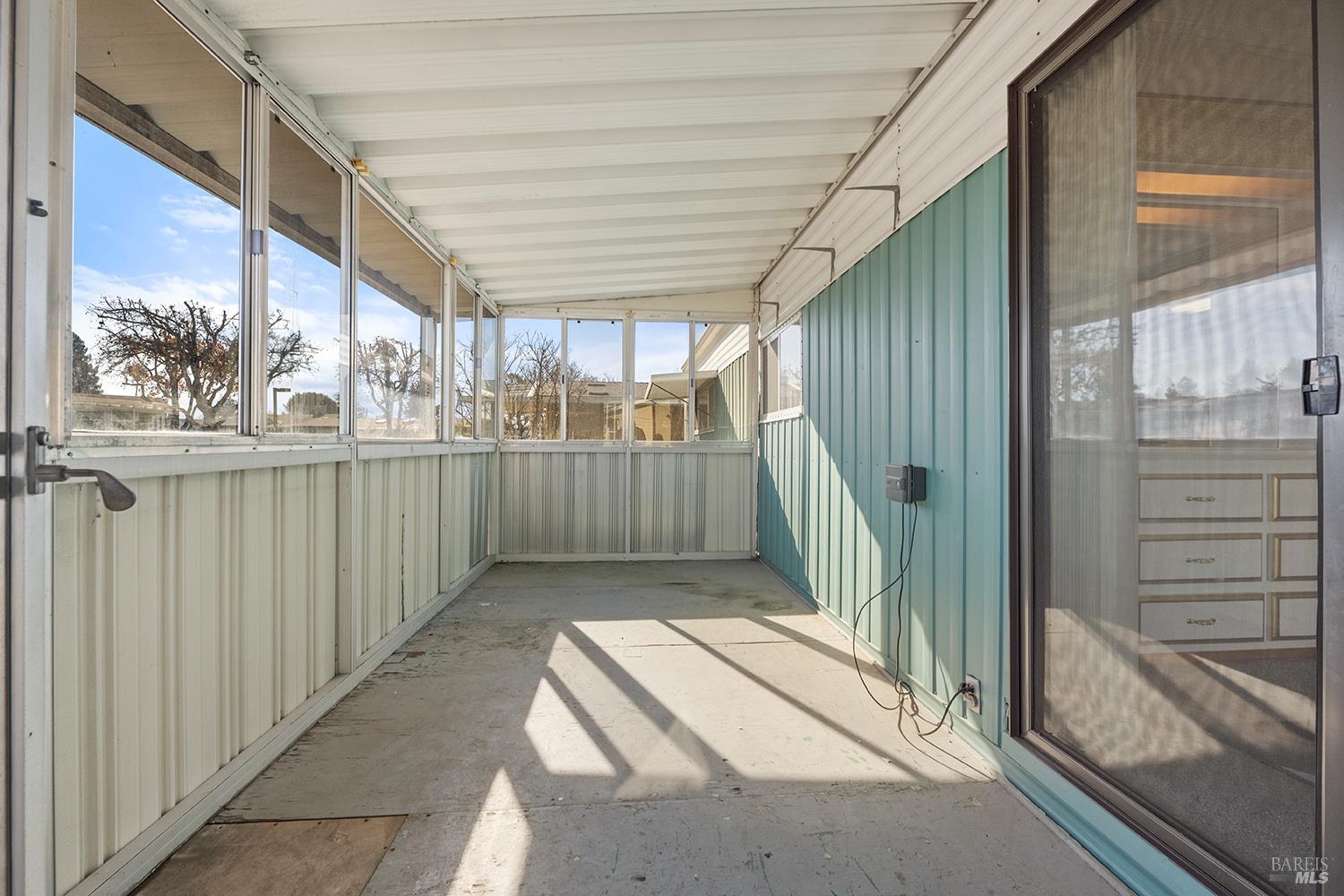 571 NE Birchwood Drive