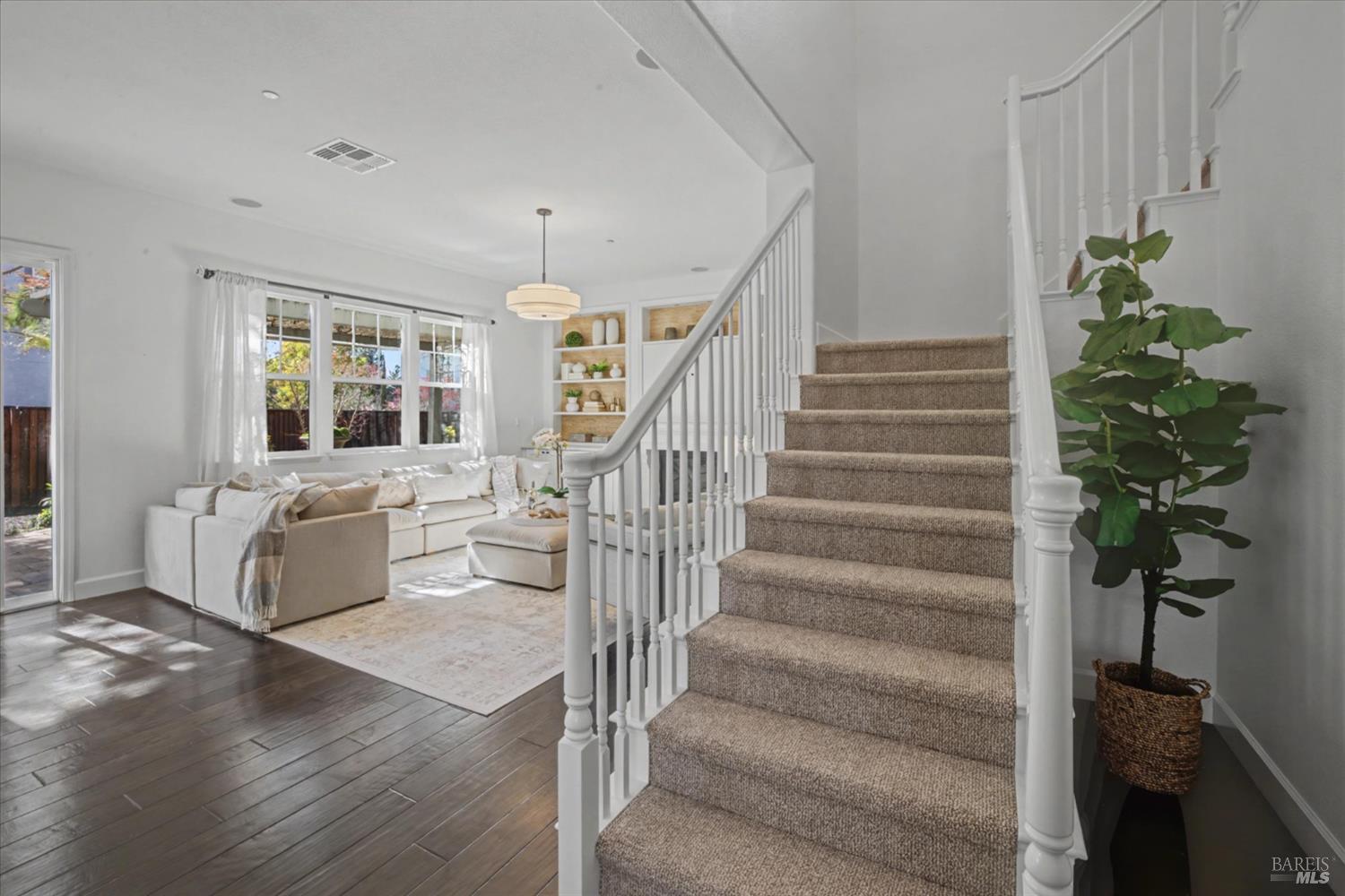 1203 Peppergrass Street