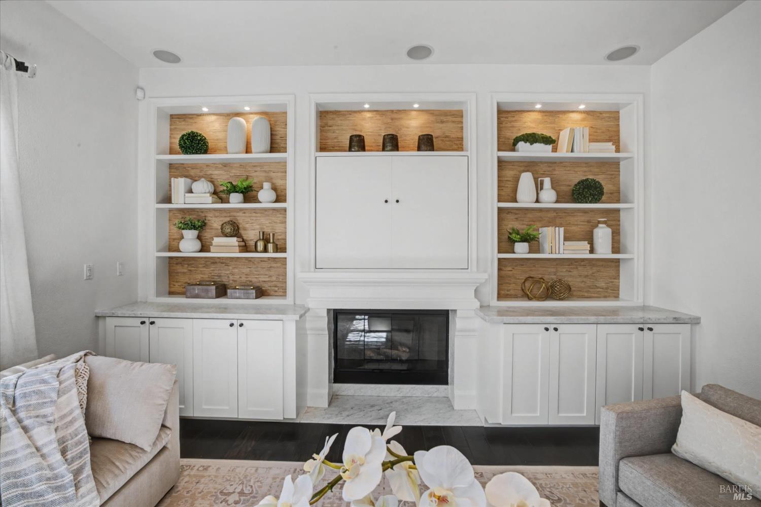 1203 Peppergrass Street