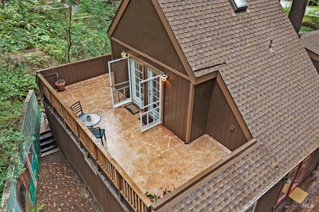 2305 Cazadero Highway