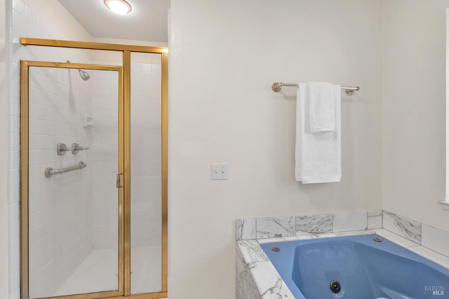 2 Eucalyptus Knoll Street